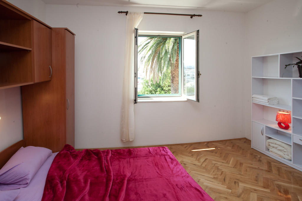 Yacht Beach Apartments Kaštela Cameră foto